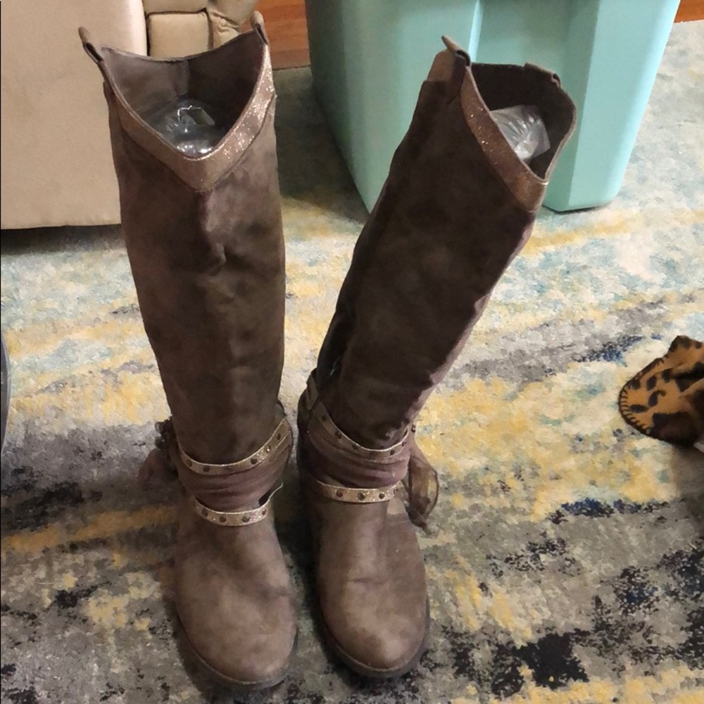 Boots